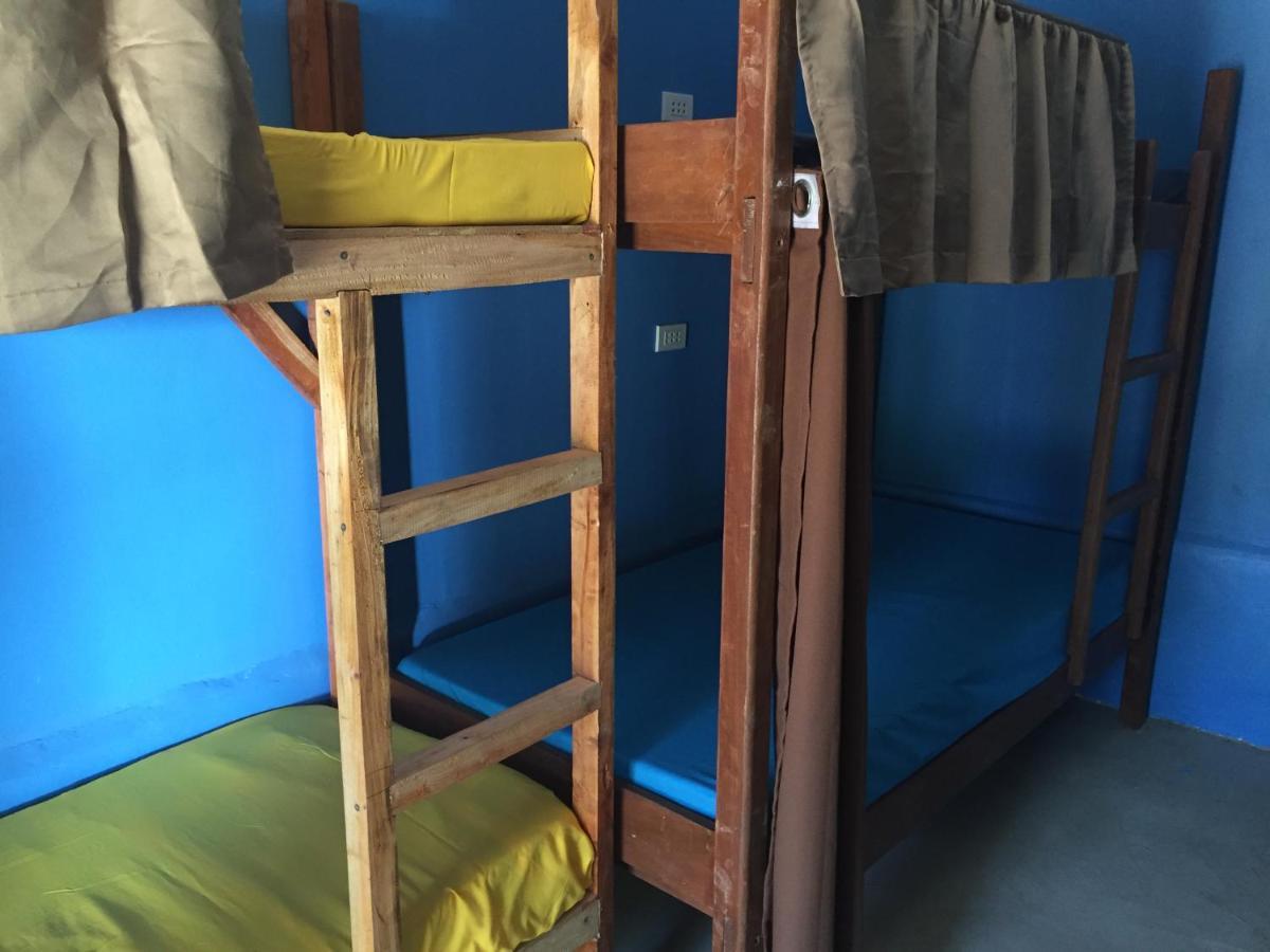 Bohemian Bohol Hostel Panglao Bagian luar foto